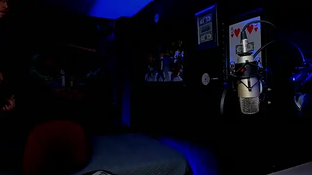 Chatroom XXX en direct de XXXRAYGAMES