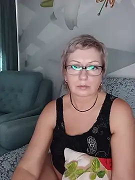 دردشة EmilyFanks الجنسية المباشرة