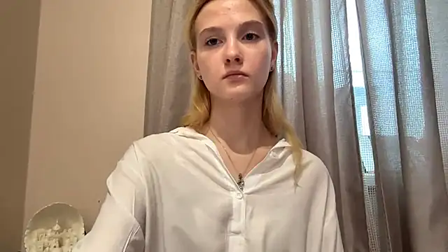 AbaticPrevacid Adlı Modelin Canlı XXX Sohbeti