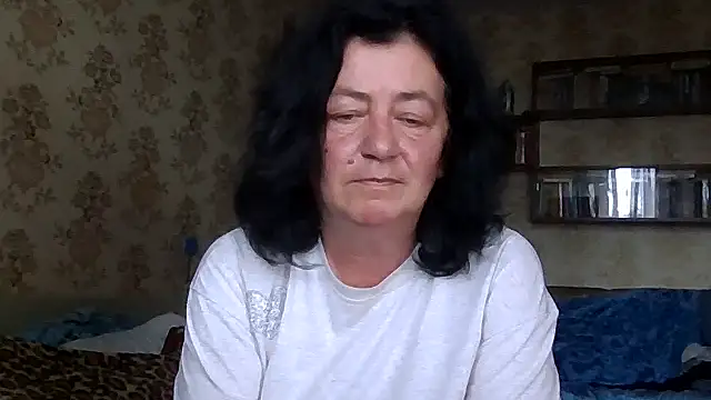 GypsiQueen2's Live XXX Chat