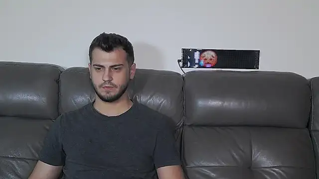 CrazyDom1 Chat XXX live