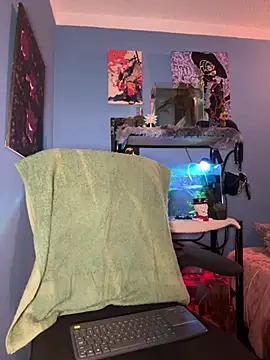 CRAZY-BOY99 Live XXX-chat