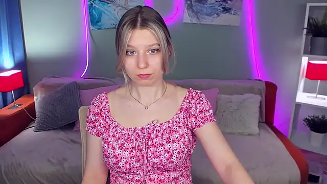 Czat XXX na żywo – RinaMoore