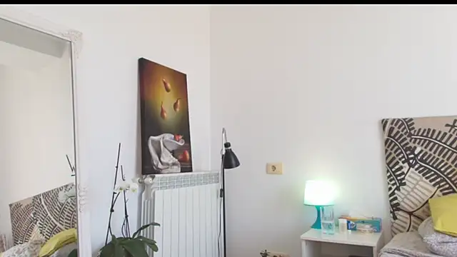 IreneBlue_ Adlı Modelin Canlı XXX Sohbeti