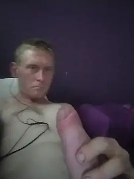 Chat XXX Live That1HungGinger