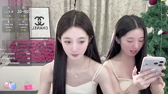 You--You's Live XXX Chat
