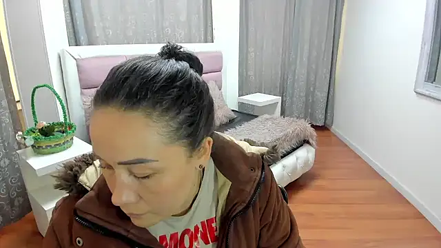 gaby_trent's Live XXX Chat