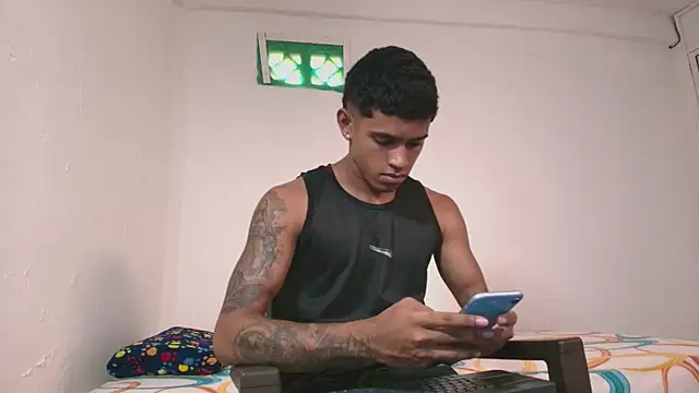 Chat +18 de k_florez ao vivo