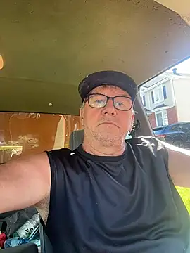 capitaine111 XXX чат на живо