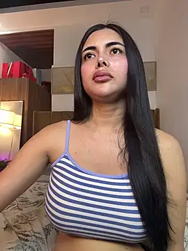 Bombshell_Rebbecca লাইভ XXX চ্যাট