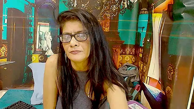 IndianAllure Obrolan Langsung XXX