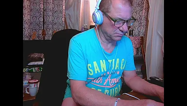 Онлайн чат XXX coryassman