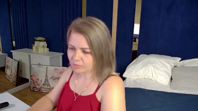 AdeleRavelle – Live XXX-chat