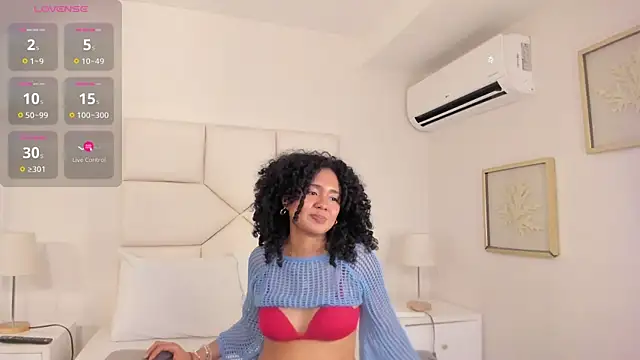 Kiraspell's Live XXX Chat