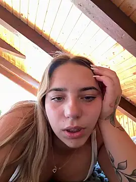 Chat +18 de Naomi-Klein ao vivo