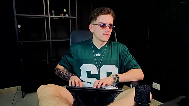 Chat XXX ao vivo de FelixStarkk