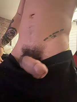 AlphaMasterXxx XXX чат на живо