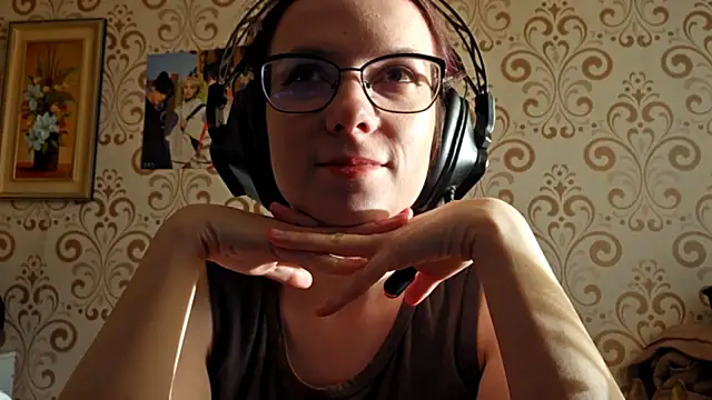 Chat +18 de IsaSantella ao vivo