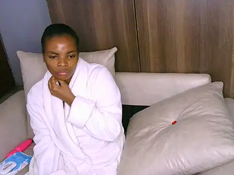Chat XXX ao vivo de Bustycece