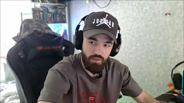 צ'אט XXX בשידור חי של _Serious_Man
