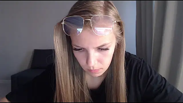 HitGyrl's Live XXX Chat