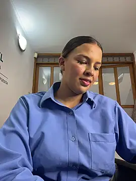 KateRousee live XXX chat