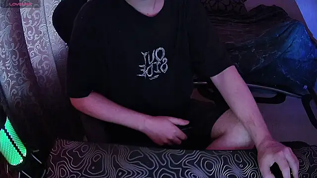 ZXCENSORED- Chat XXX in diretta