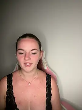 Chat +18 de SecretSarah69 ao vivo
