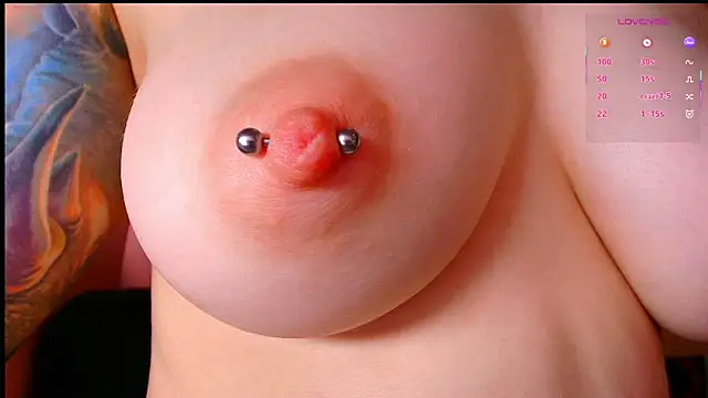 Chat XXX en directo de GoodWitch_