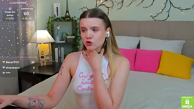 Emma_peach Adlı Modelin Canlı XXX Sohbeti
