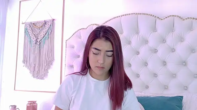 AriaStonne's Live XXX Chat
