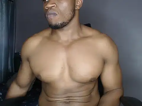 Musclelord 现场XXX聊天