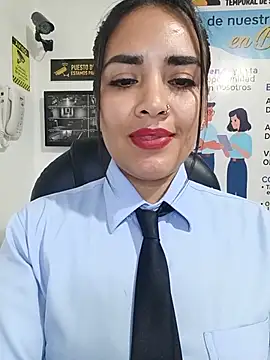 MAYE__13 Adlı Modelin Web Kamerası Şovu