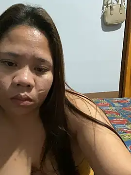 Chat XXX ao vivo de -CLARAMommy-