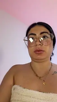 Chat XXX ao vivo de Mia_222