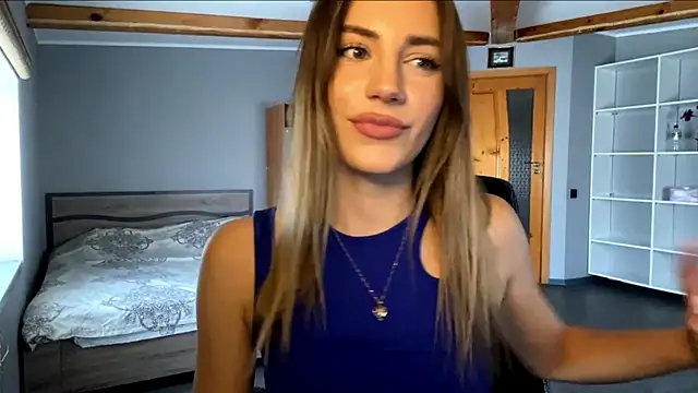 Chat +18 de simmisweet ao vivo
