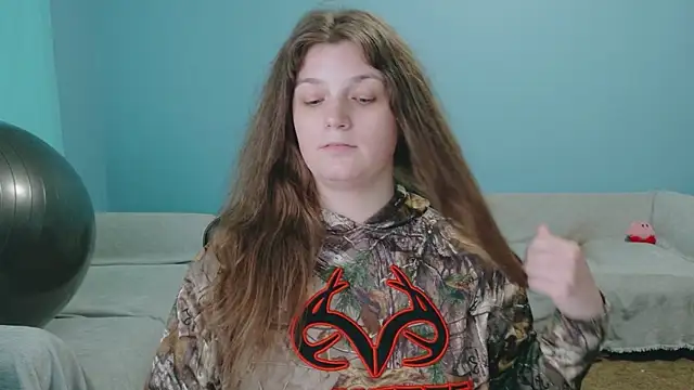 XXX chat uživo modela TreeJeanne