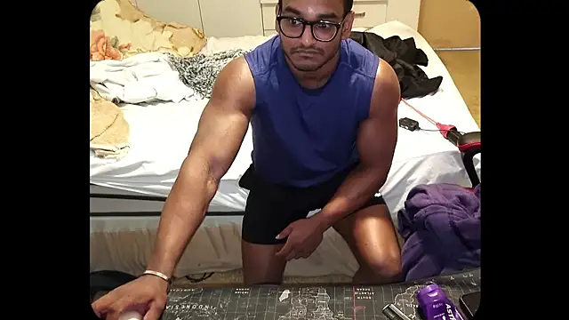 Theothermofo1's Live XXX Chat