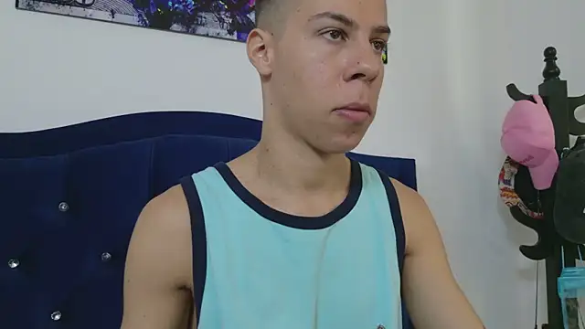 XXX chat uživo modela grey___27