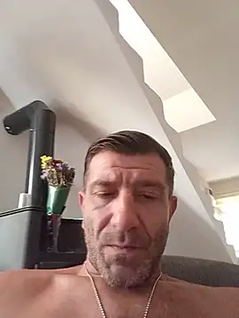 Alexdaniel89n Live XXX chat