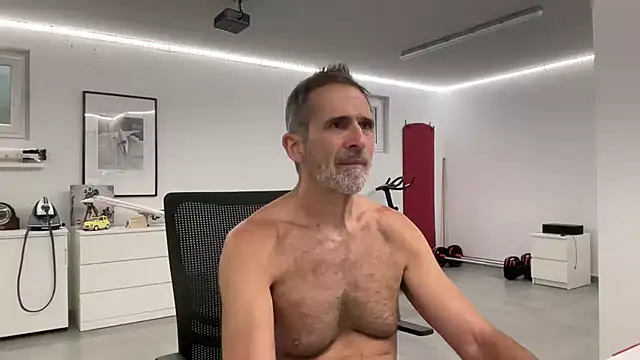 Chat XXX en directo de cumwithbrad