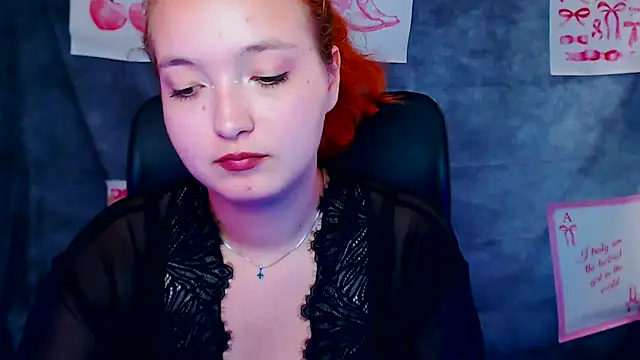 Chat +18 de MissAriaa ao vivo