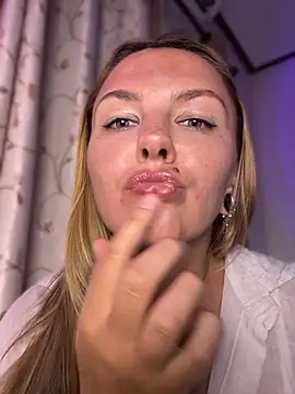 _private_person_n Live XXX chat
