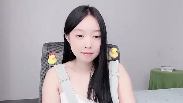 Yoyo33355のライブXXXチャット