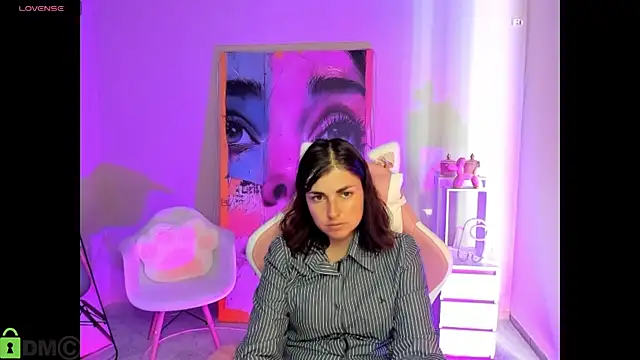 MartaEdams' Live XXX Chat