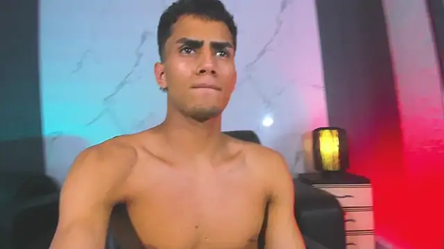 Kleymon_hot: απευθείας συνομιλία ΧΧΧ