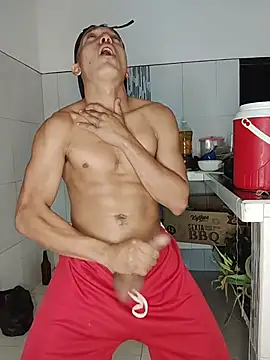 Chatroom XXX en direct de tayson_