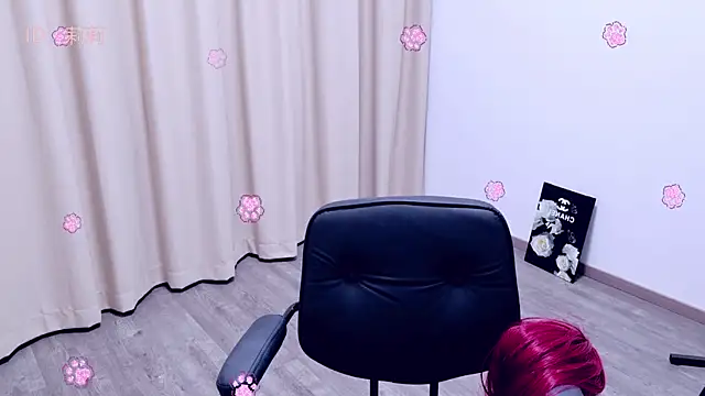 Elegant-001's Live XXX Chat