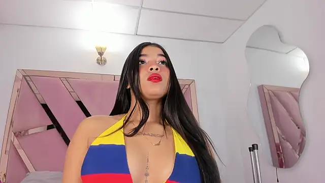 Chat +18 de honeyhtx ao vivo