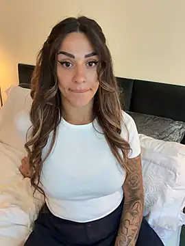 -Alisa's Live XXX Chat